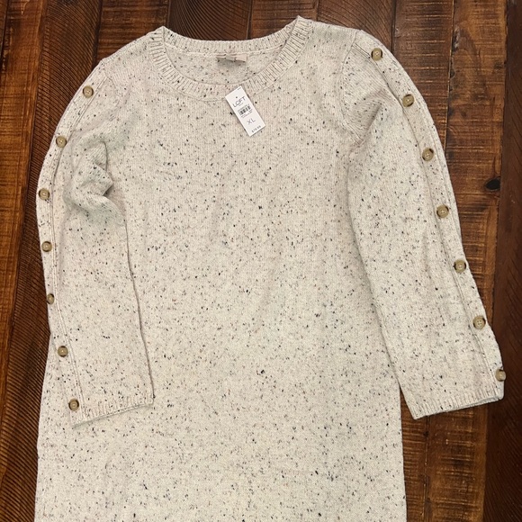 LOFT Dresses & Skirts - LOFT Cream Midi sweater dress with button details